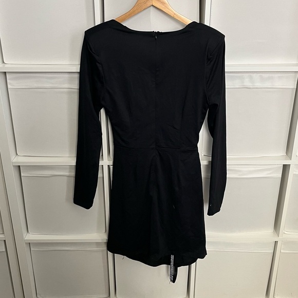 Club L London Corelle Black Long Sleeve Sweet Heart Twist Detail Mini Dress - Picture 6 of 6